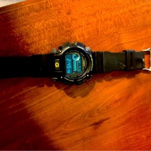 Brand new I bought an Apple Watch So I never use this anymore.